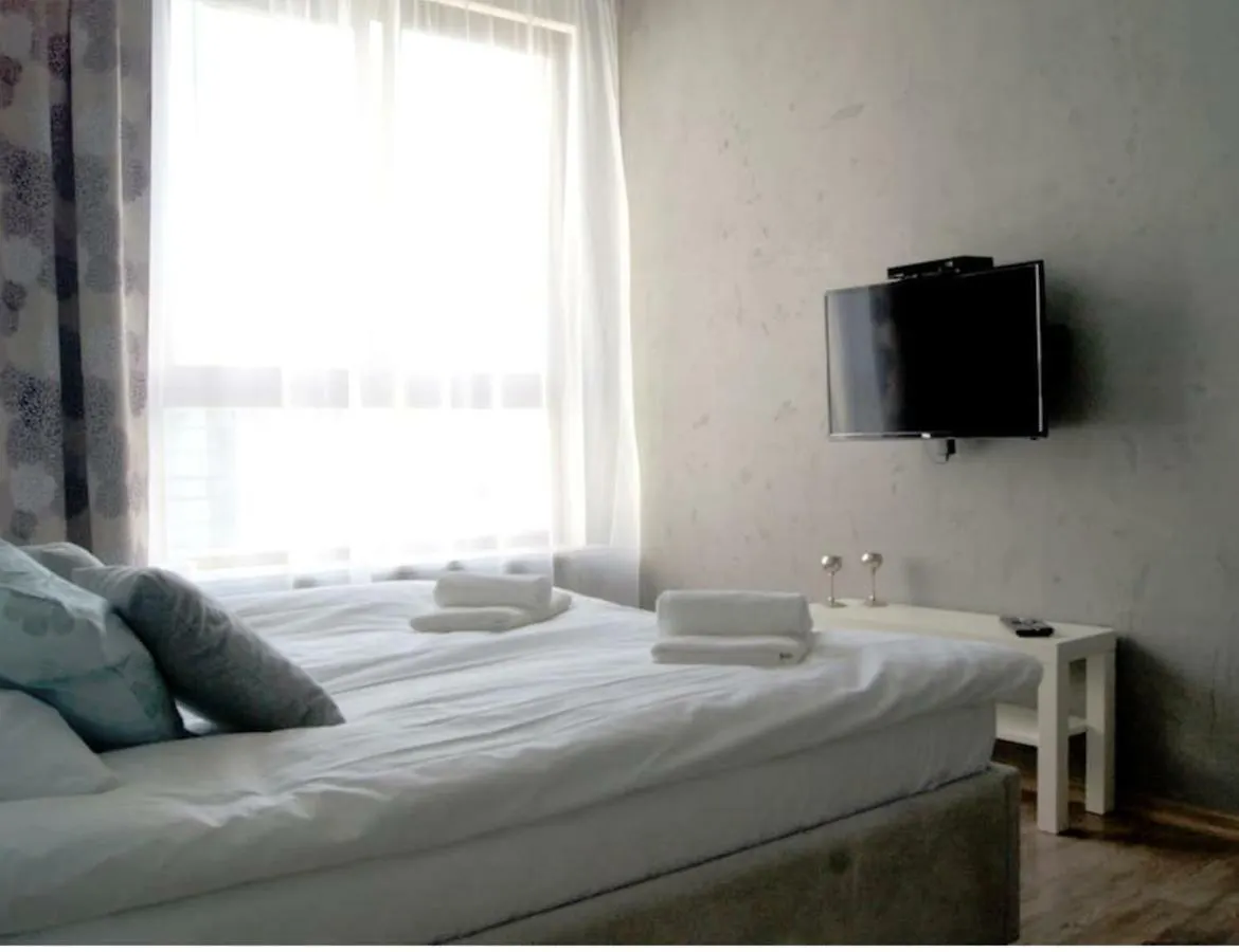 Mint And Berry Wilanow Apartment Warsaw