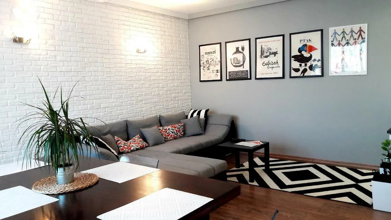 Mint And Berry Wilanow Apartment contacts